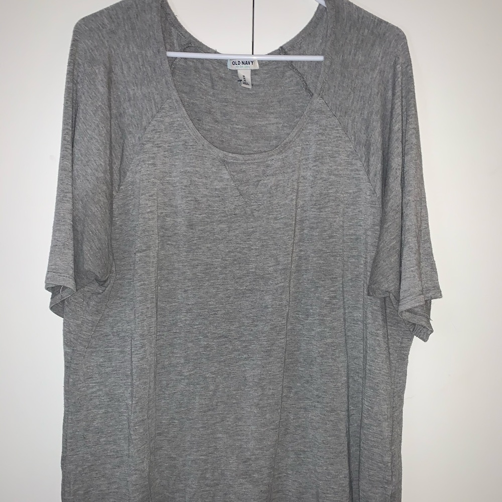 Old Navy Gray Top